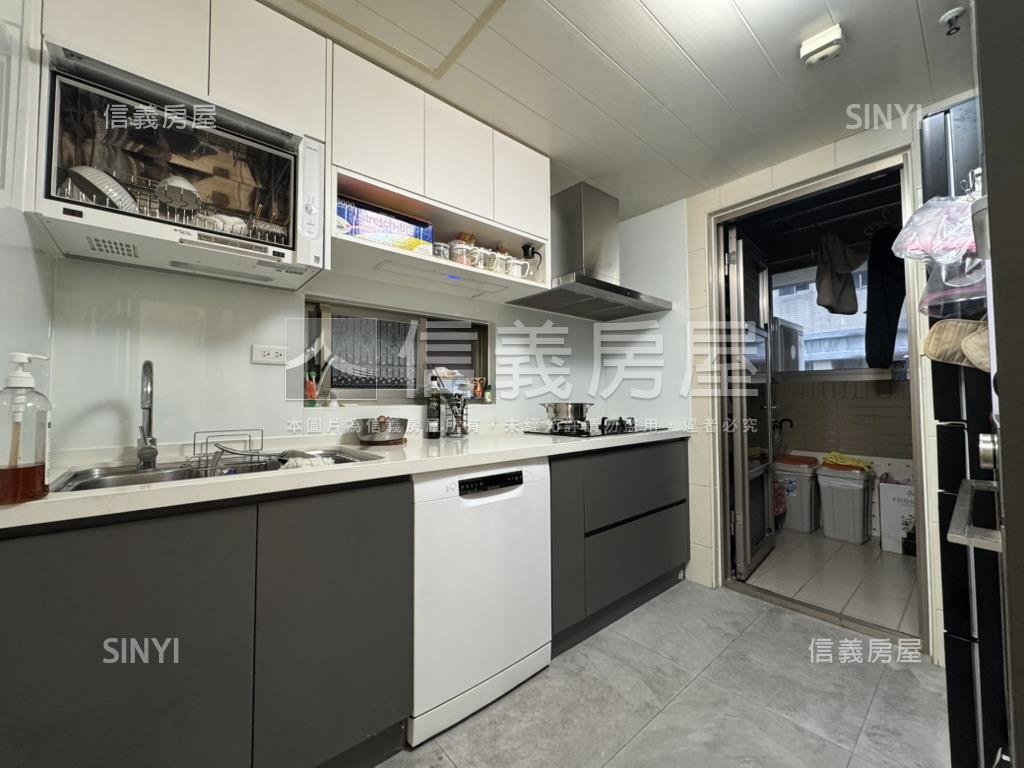 皇翔視野開闊～幸福典雅房屋室內格局與周邊環境