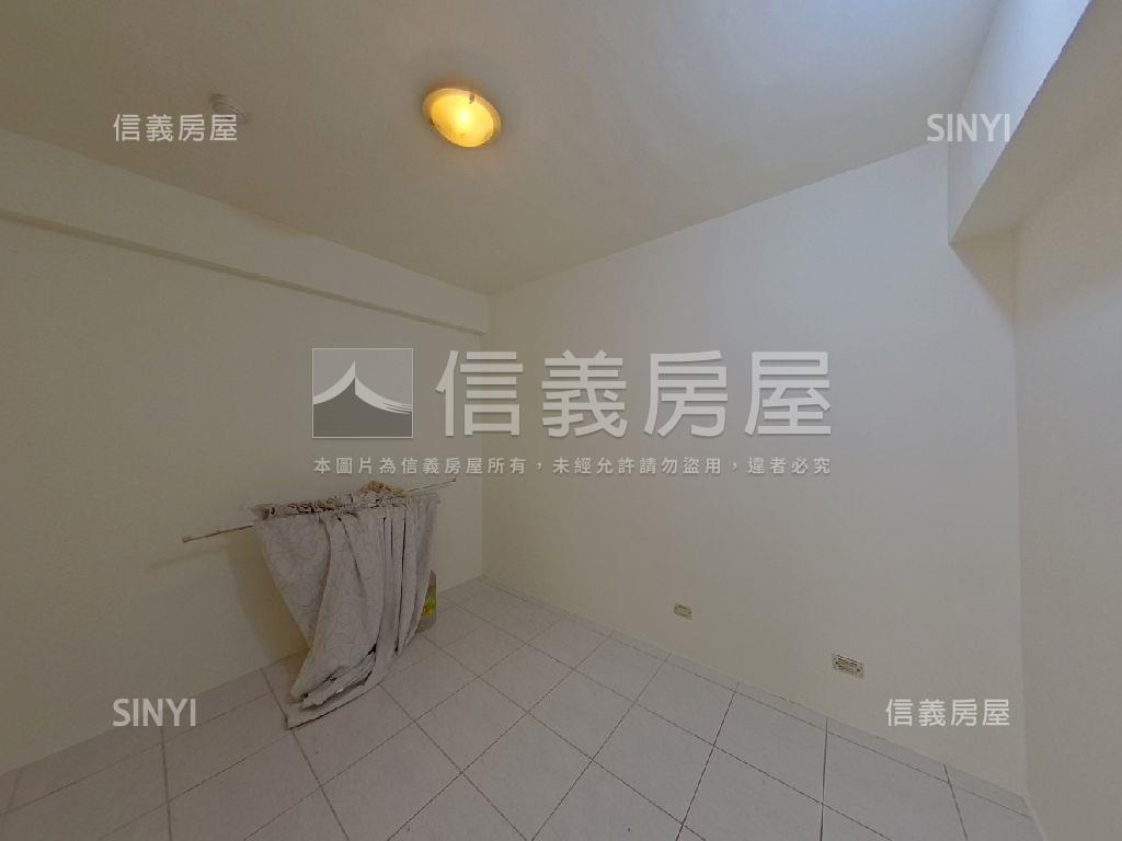 皇昱京都ＮＯ．０９房屋室內格局與周邊環境