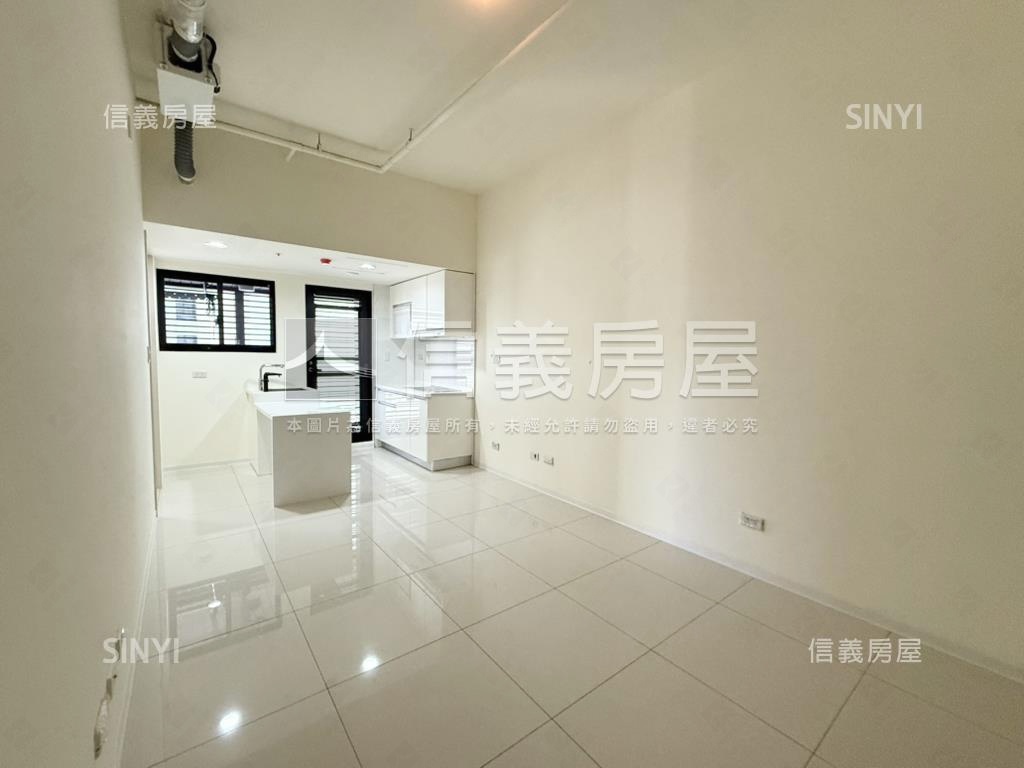 市政１號院高樓二房平車房屋室內格局與周邊環境