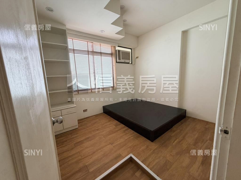 河畔景觀公園旁四房平車房屋室內格局與周邊環境