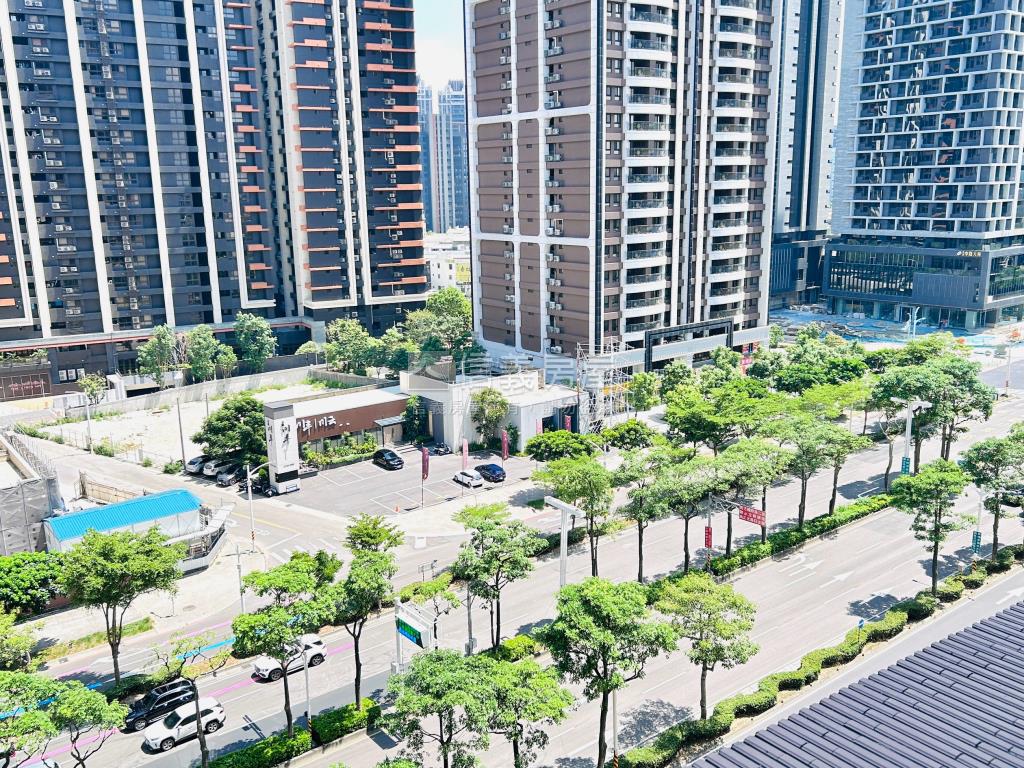 鉑克棶九樓兩房車位房屋室內格局與周邊環境