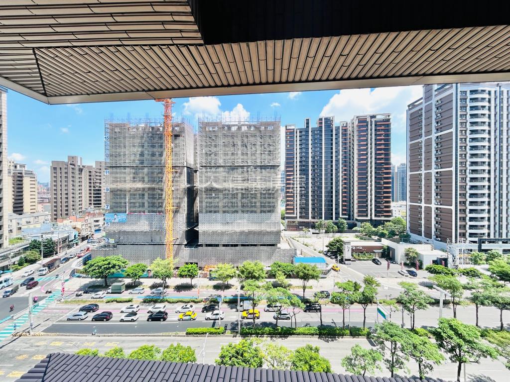 鉑克棶九樓兩房車位房屋室內格局與周邊環境