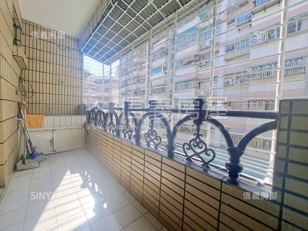 永福前後陽台方正稀有美寓房屋室內格局與周邊環境