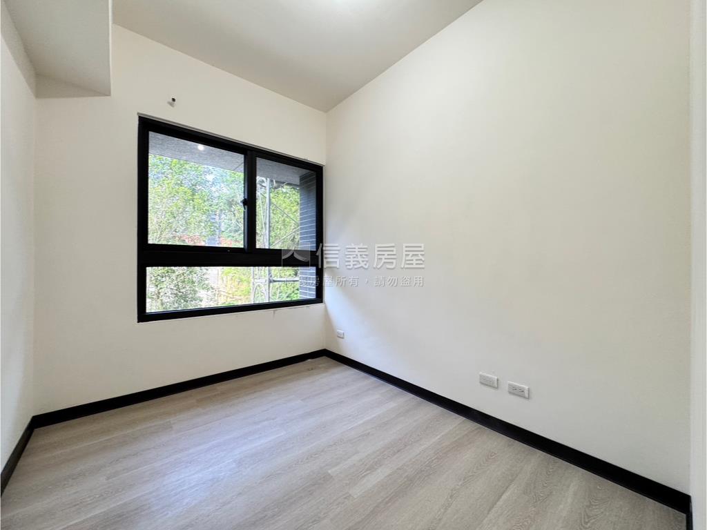 【淳青】新成屋邊間正三房房屋室內格局與周邊環境