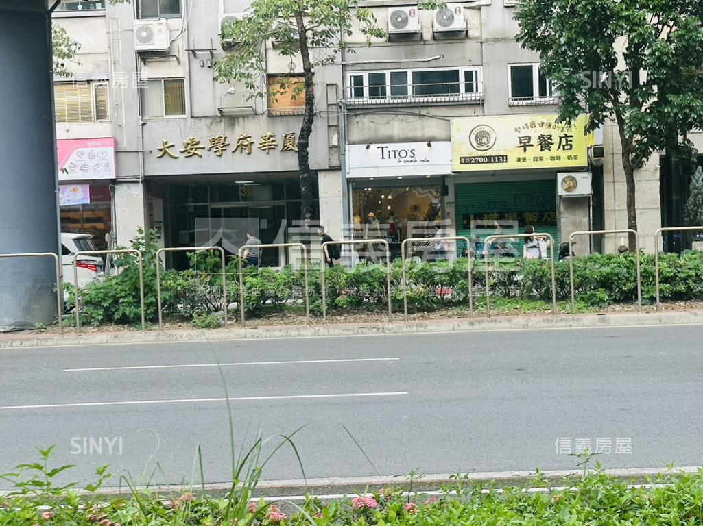 大安捷運金店面有車位房屋室內格局與周邊環境