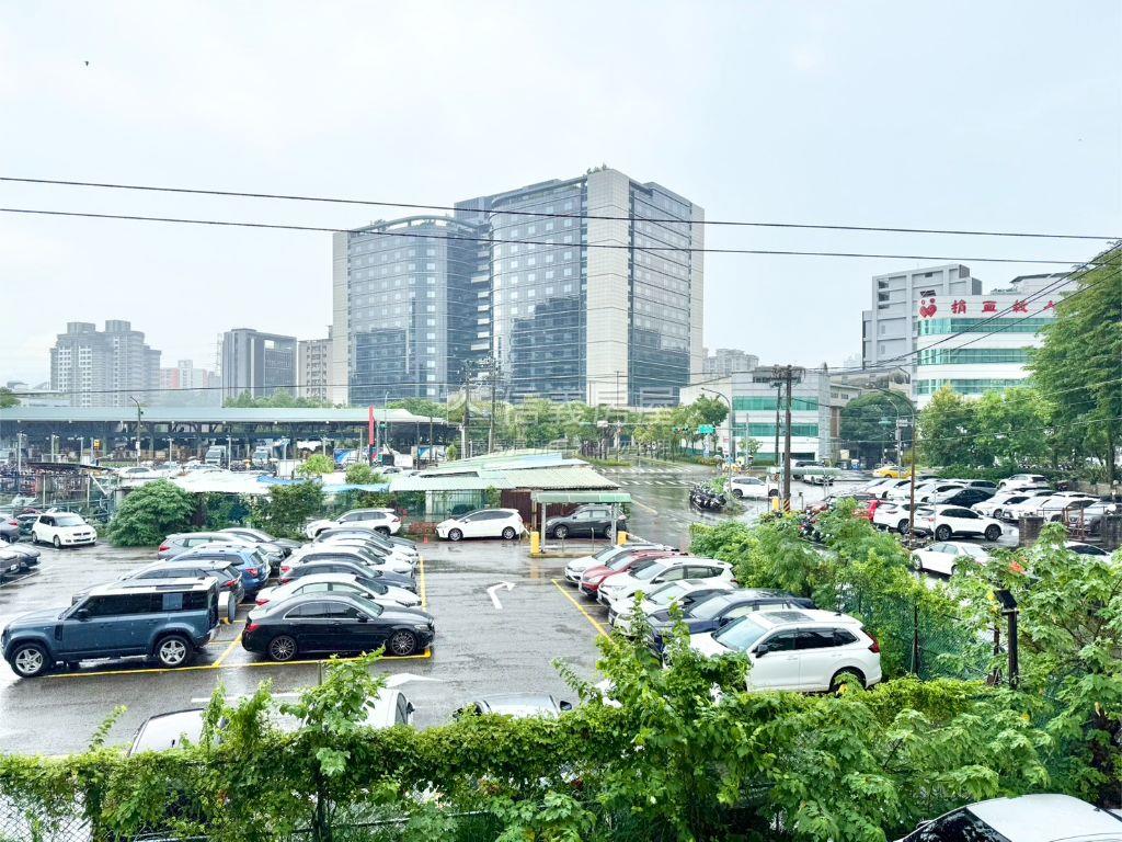 關渡優質邊間採光廠辦房屋室內格局與周邊環境