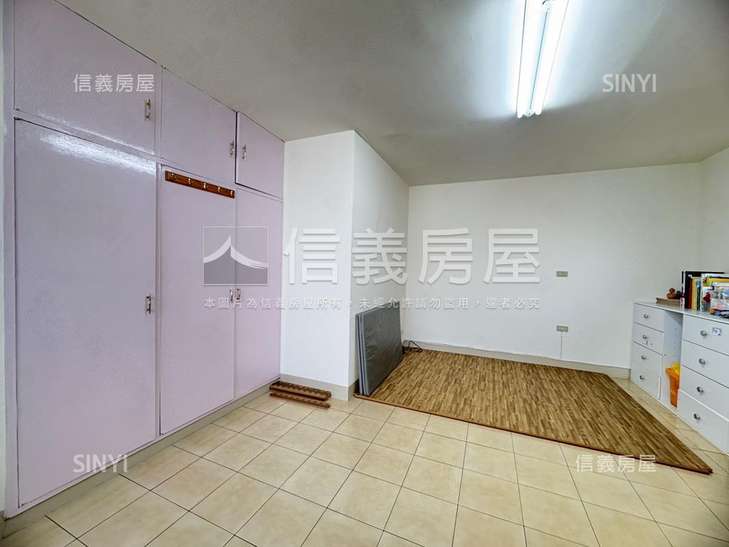 近新店區公所幽靜公寓房屋室內格局與周邊環境