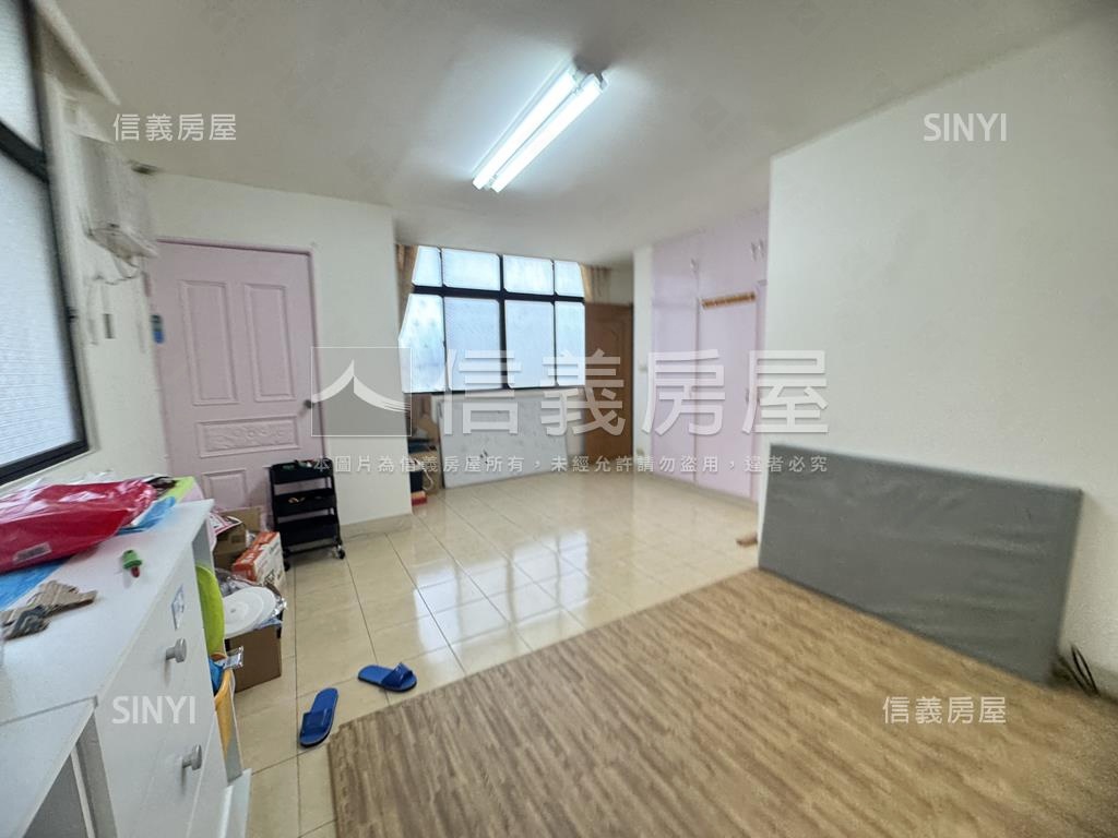 近新店區公所幽靜公寓房屋室內格局與周邊環境