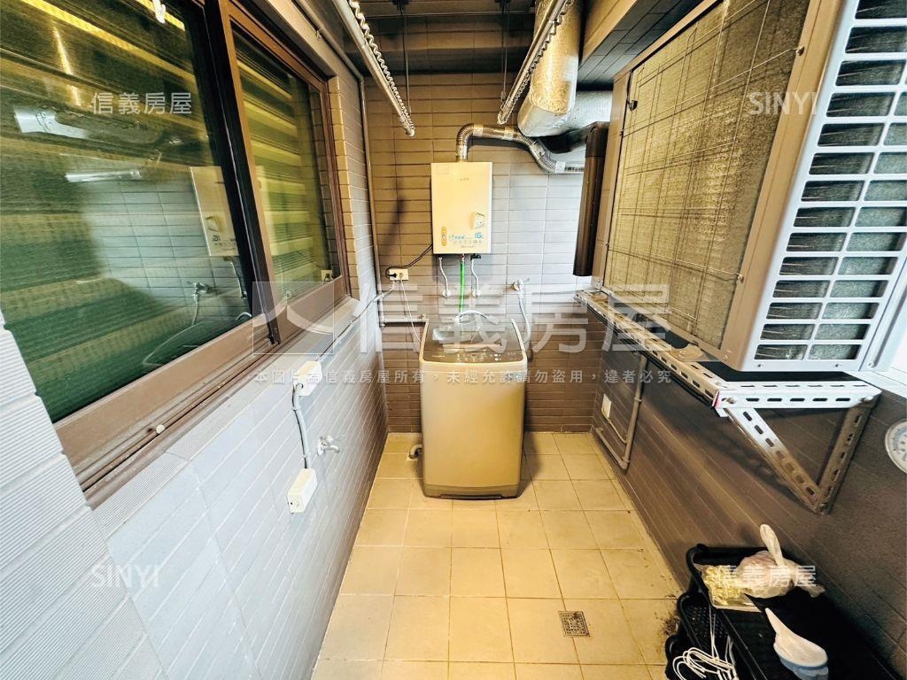 近捷運美裝潢三房加車位房屋室內格局與周邊環境