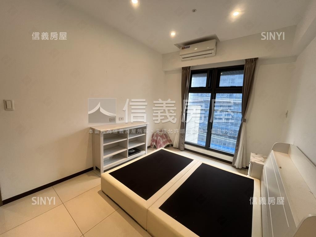 半島次高樓精美兩房房屋室內格局與周邊環境