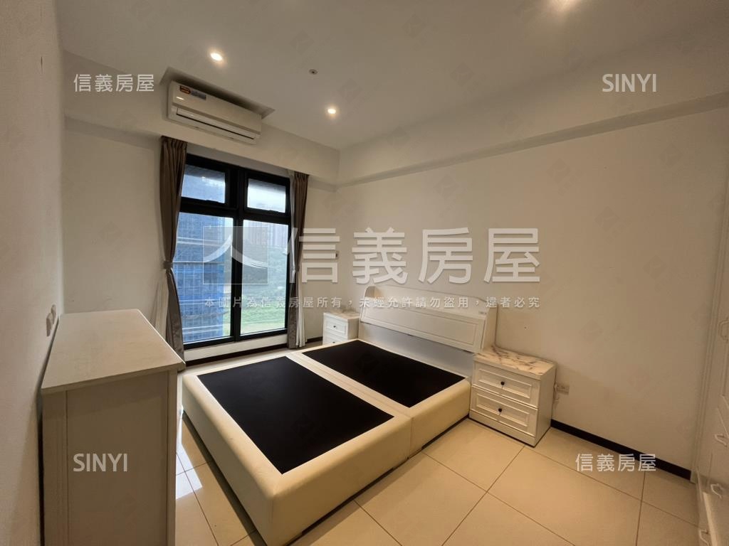 半島次高樓精美兩房房屋室內格局與周邊環境