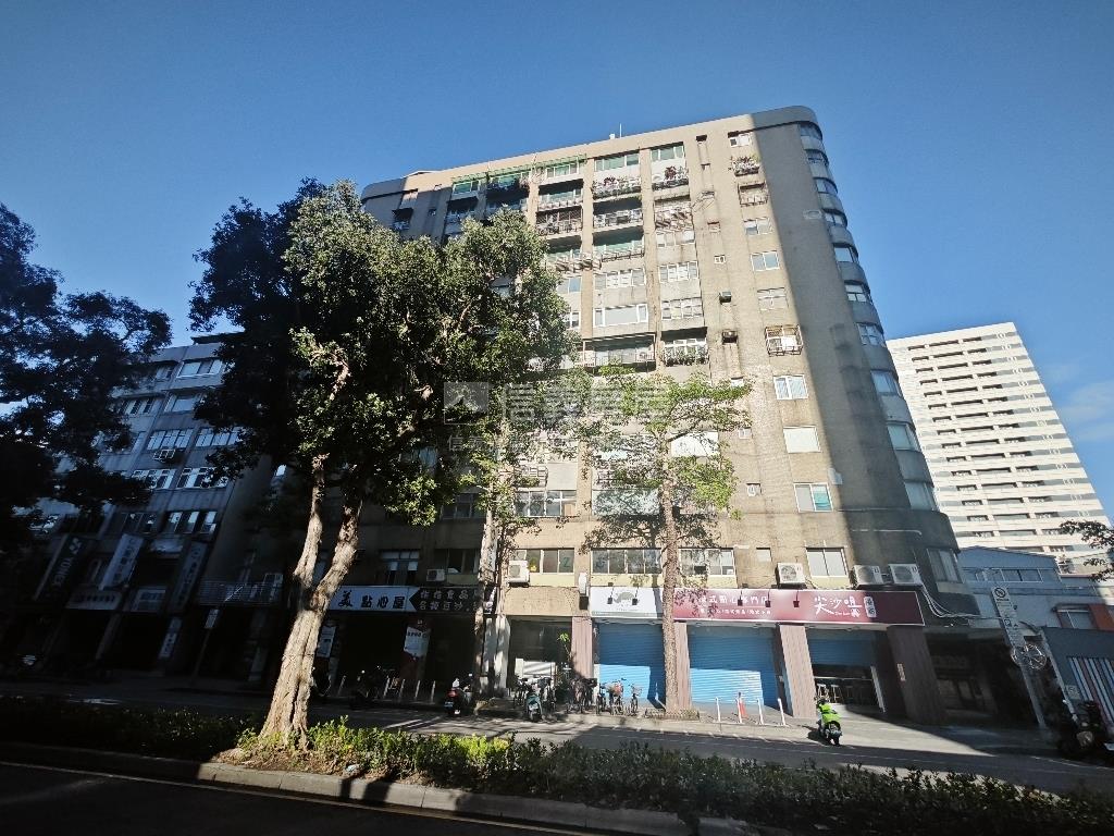 北小龍門捷運兩房房屋室內格局與周邊環境