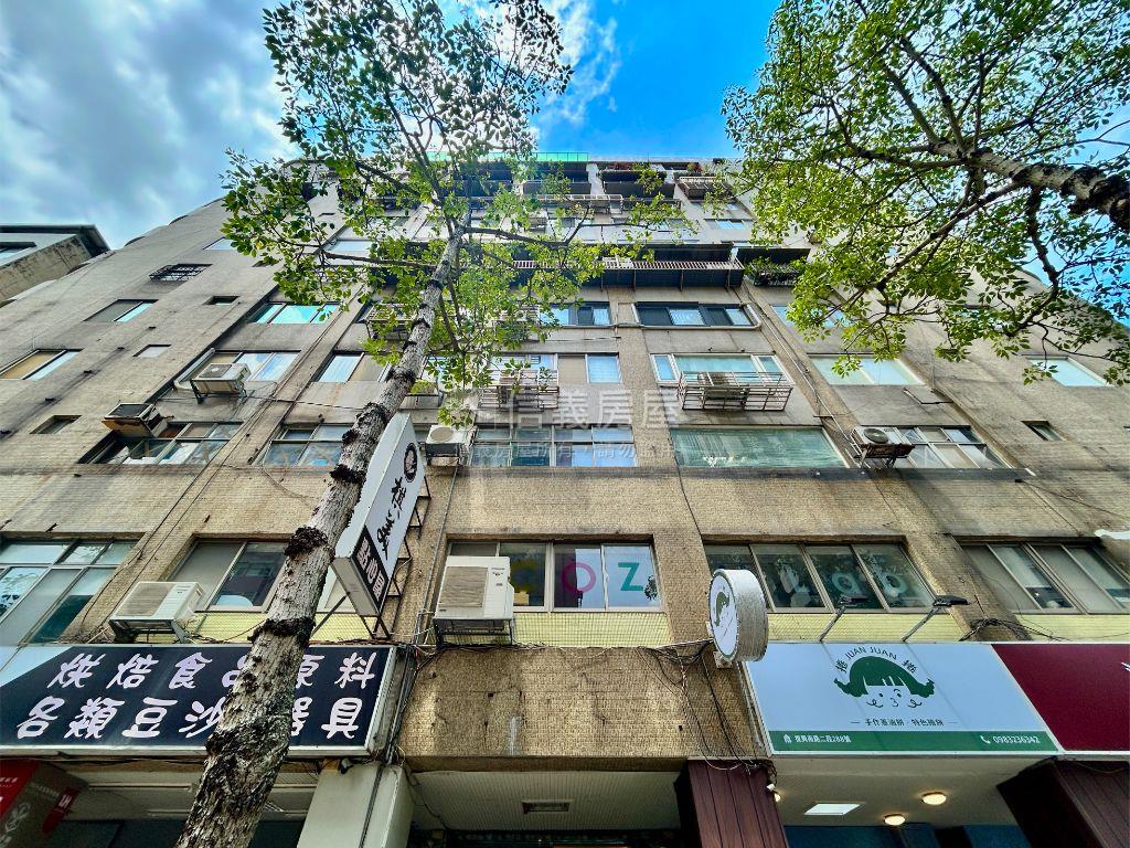 北小龍門捷運兩房房屋室內格局與周邊環境