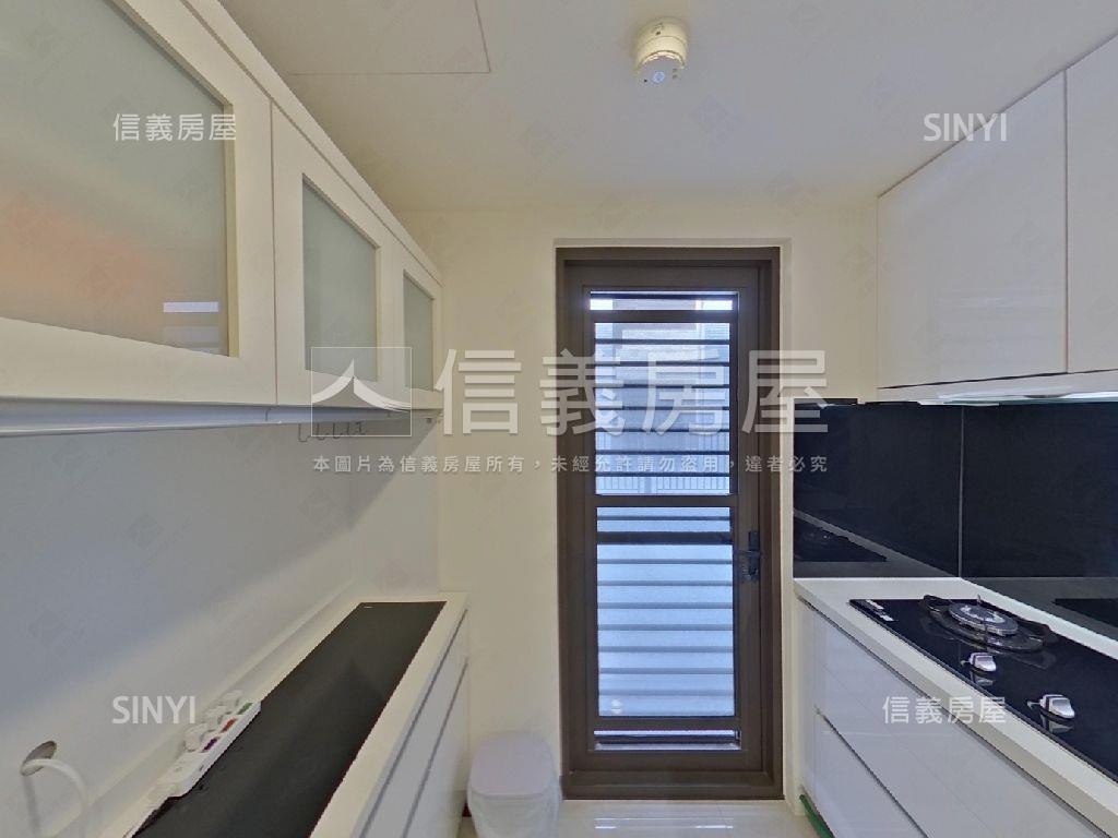 【涵萃】兩房車位房屋室內格局與周邊環境