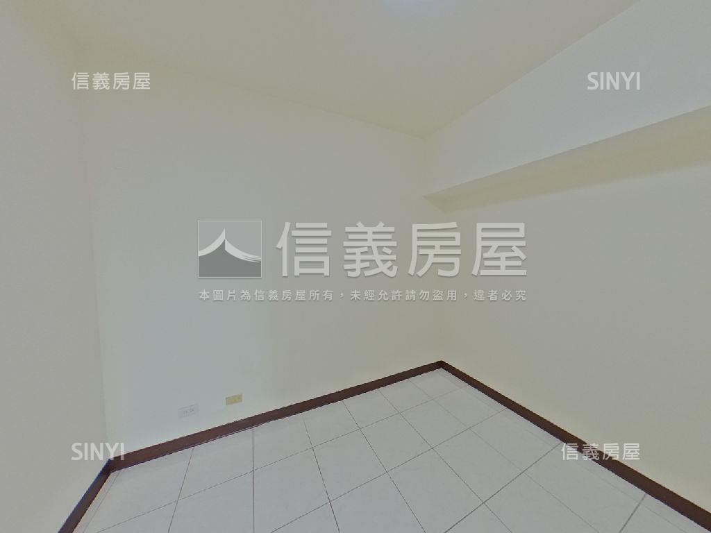 金棧高樓層兩房雙車位房屋室內格局與周邊環境