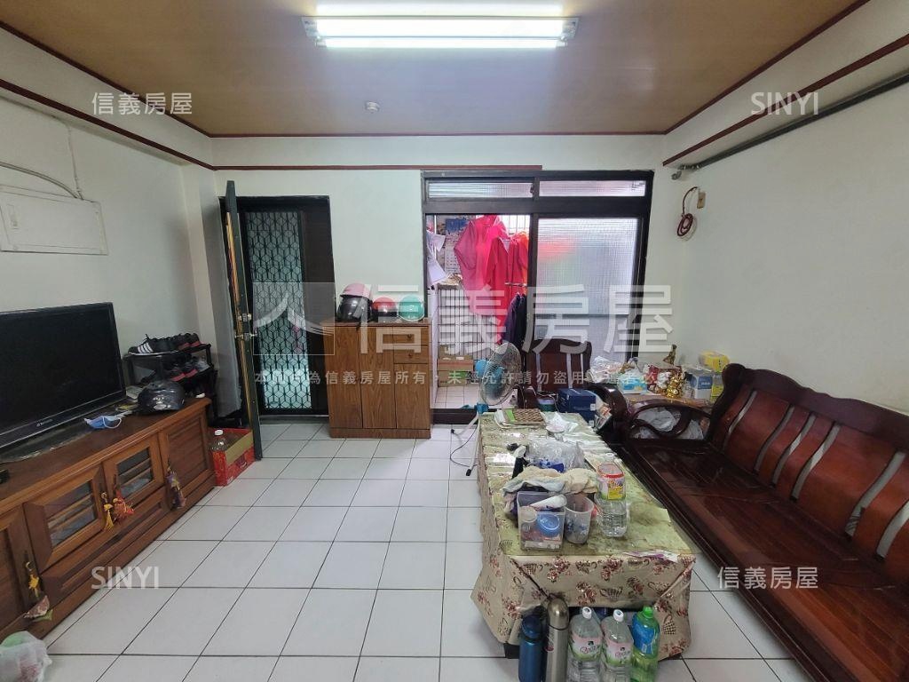 竹和大學城三房房屋室內格局與周邊環境