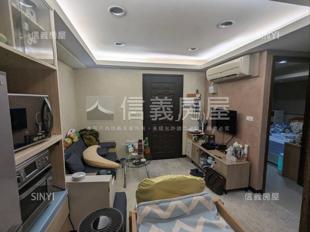 六張犁近捷運電梯２房房屋室內格局與周邊環境