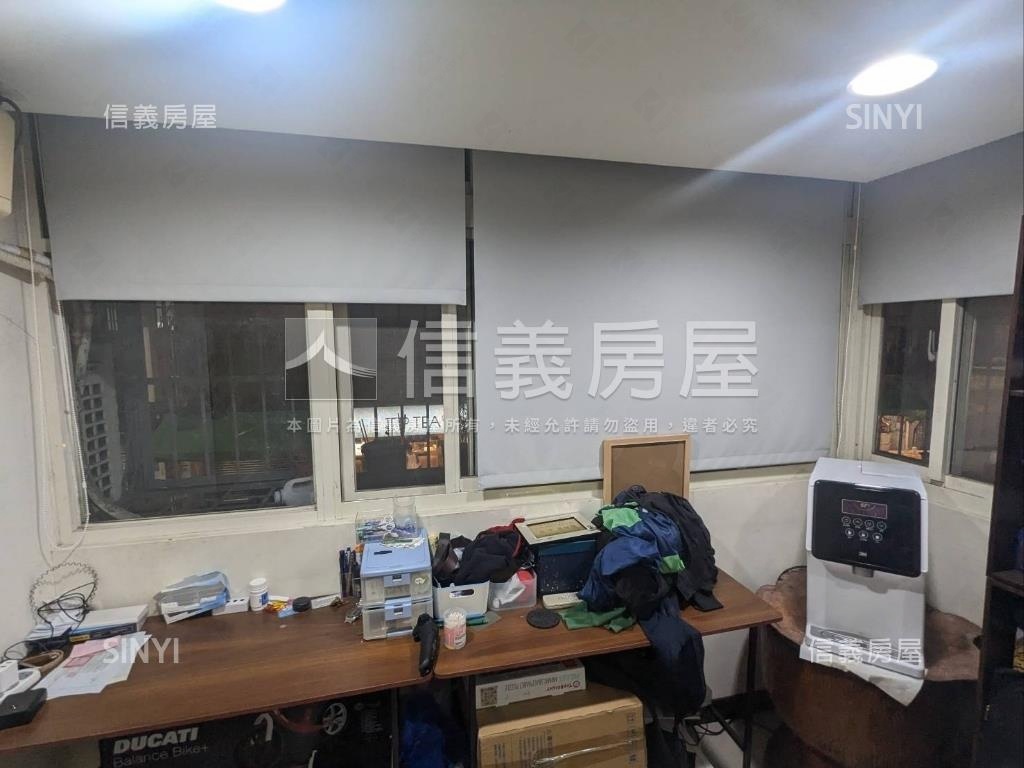六張犁近捷運電梯２房房屋室內格局與周邊環境