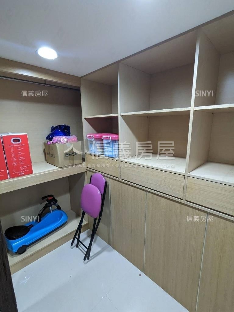 六張犁近捷運電梯２房房屋室內格局與周邊環境