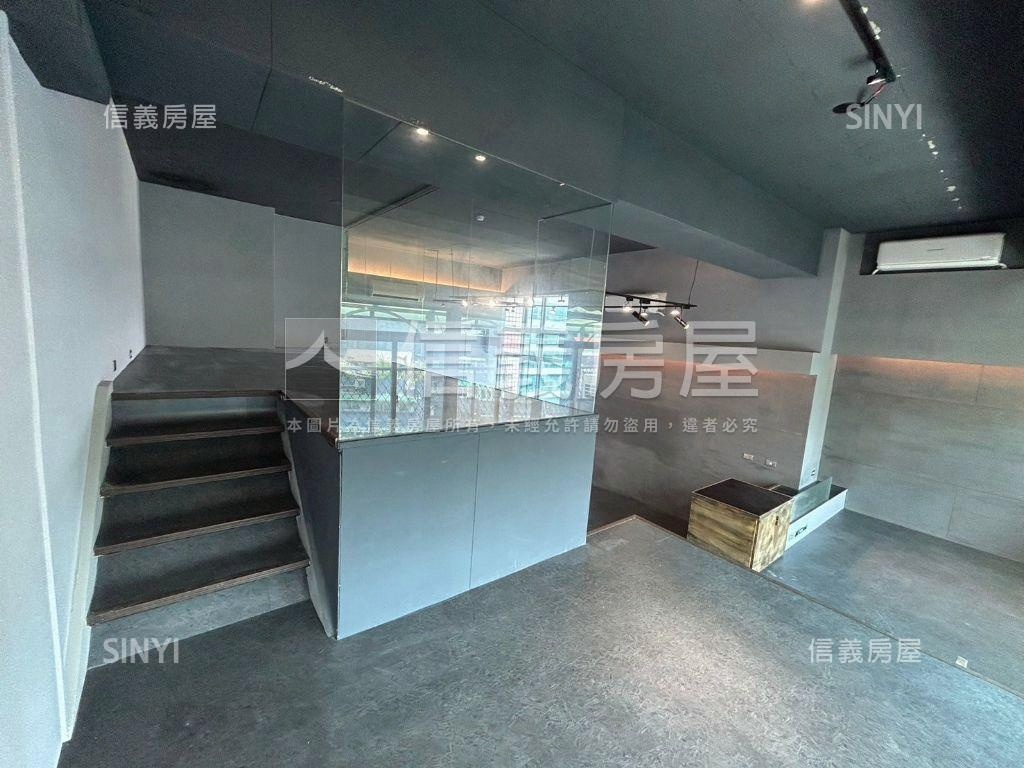 高樓美景挑高辦公房屋室內格局與周邊環境