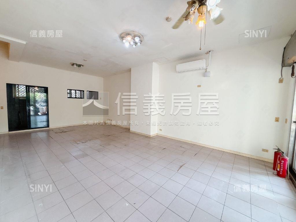 近捷運國泰大面寬金店面房屋室內格局與周邊環境