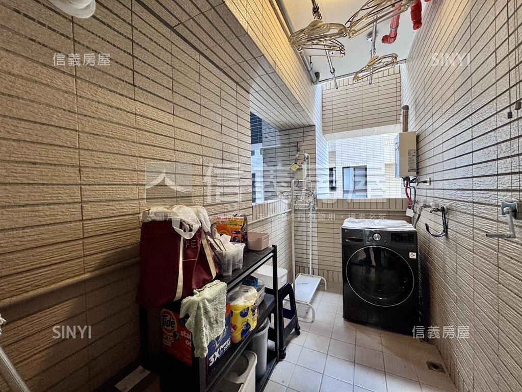 輕屋齡面綠景三房平車房屋室內格局與周邊環境