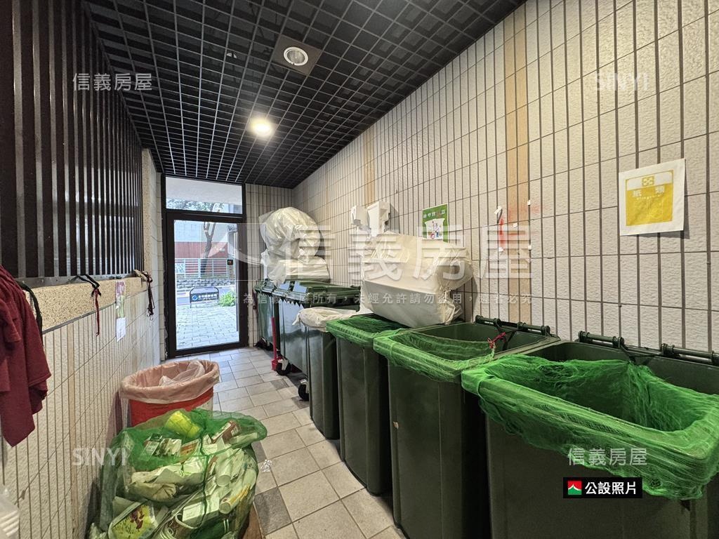 輕屋齡面綠景三房平車房屋室內格局與周邊環境