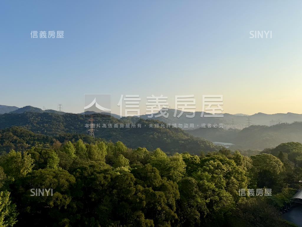 高樓景觀。溫馨無印風房屋室內格局與周邊環境