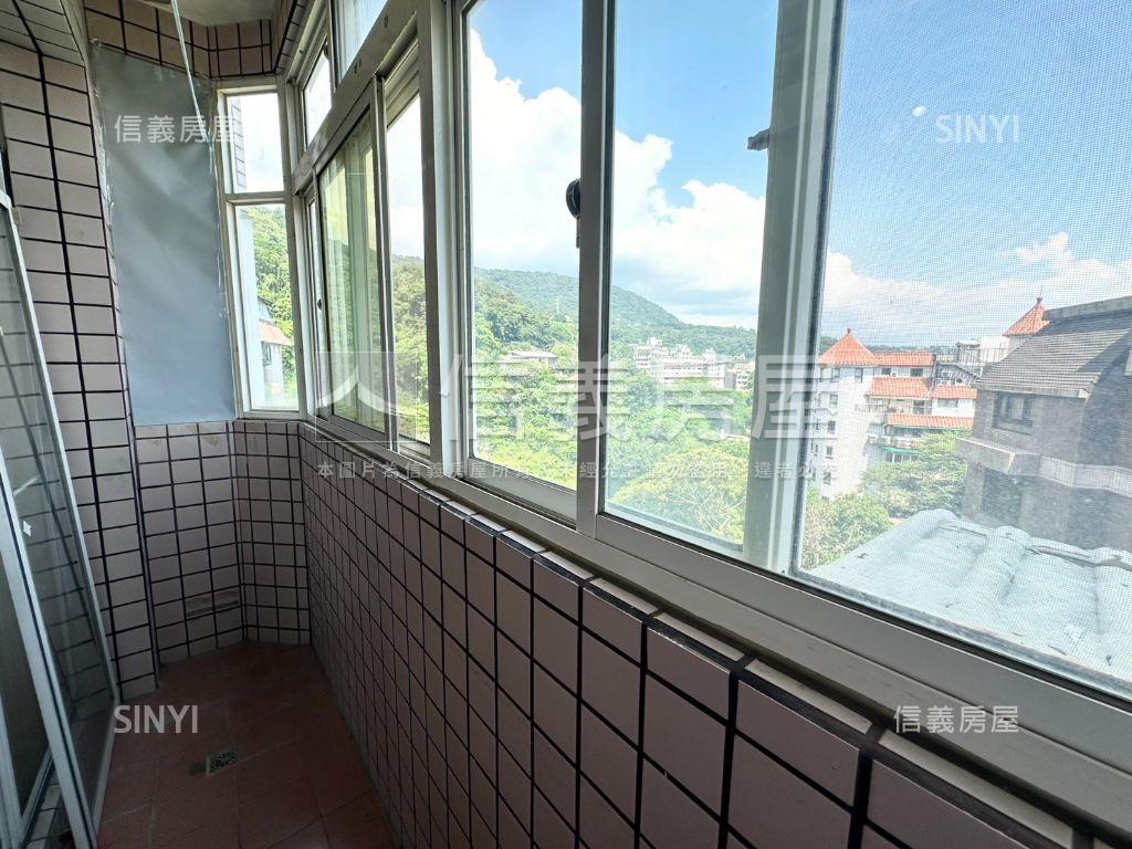 雲和月景觀電梯兩房車房屋室內格局與周邊環境