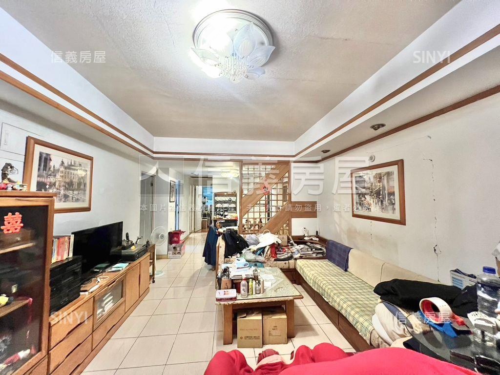 三民路電梯大四房房屋室內格局與周邊環境