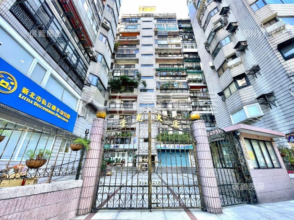 三民路電梯大四房房屋室內格局與周邊環境