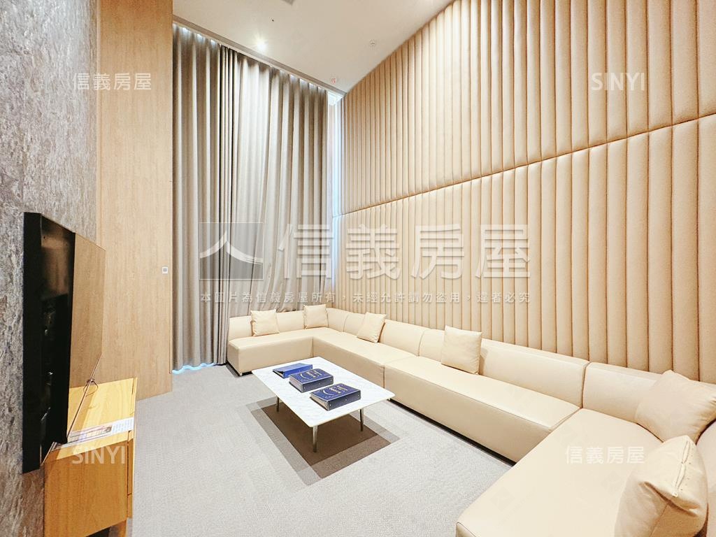 河景首排左岸京站兩房車位房屋室內格局與周邊環境
