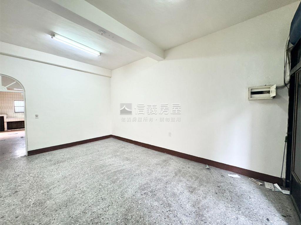 大里邊間騎樓式透天房屋室內格局與周邊環境