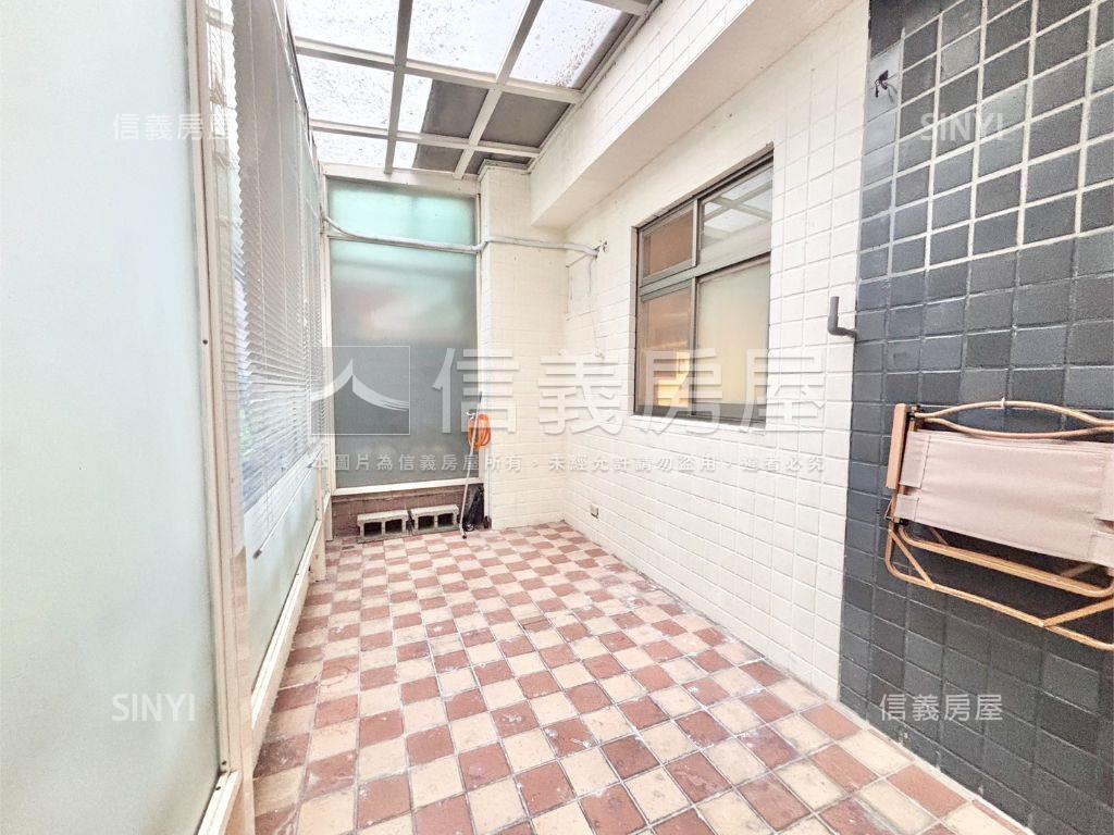 神話挑高三房美屋房屋室內格局與周邊環境