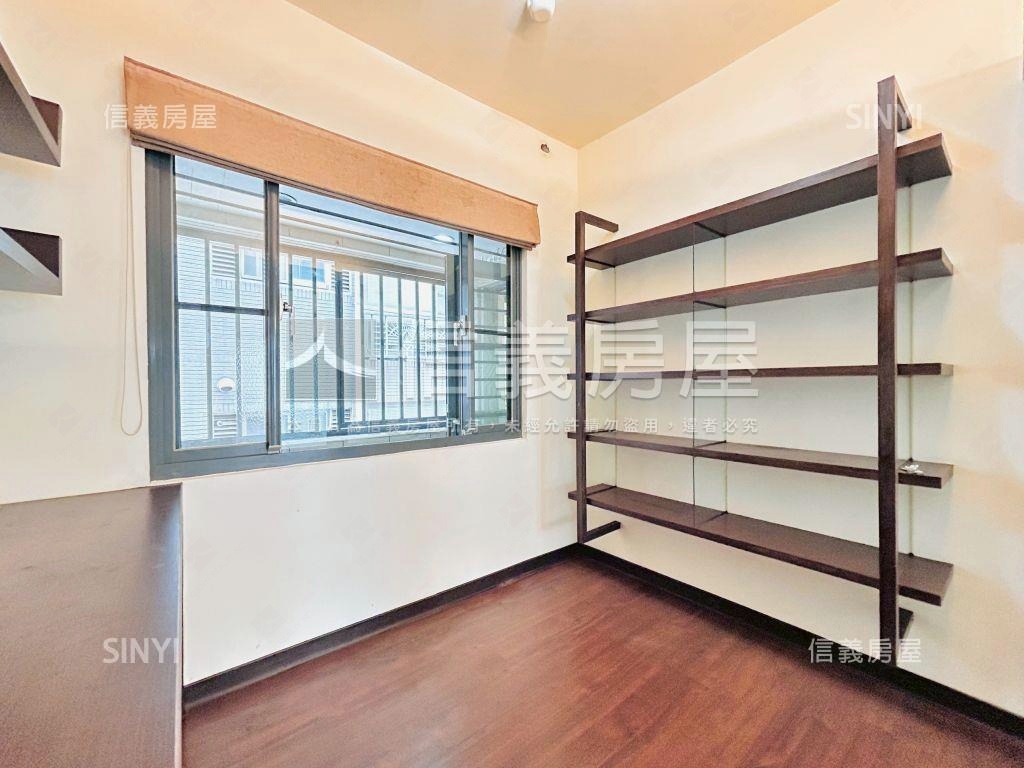 涵碧賞三房車位房屋室內格局與周邊環境