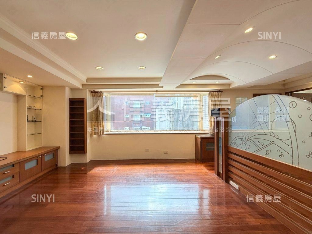 【敦南逸品】電梯管理美宅房屋室內格局與周邊環境