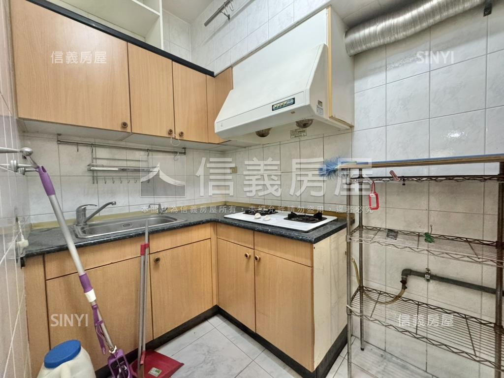 福山公園採光三房車位房屋室內格局與周邊環境