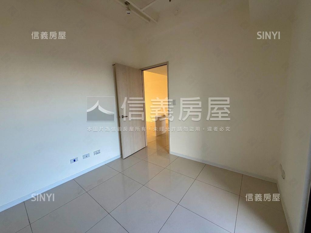 七期朝南非凡視野平車房屋室內格局與周邊環境