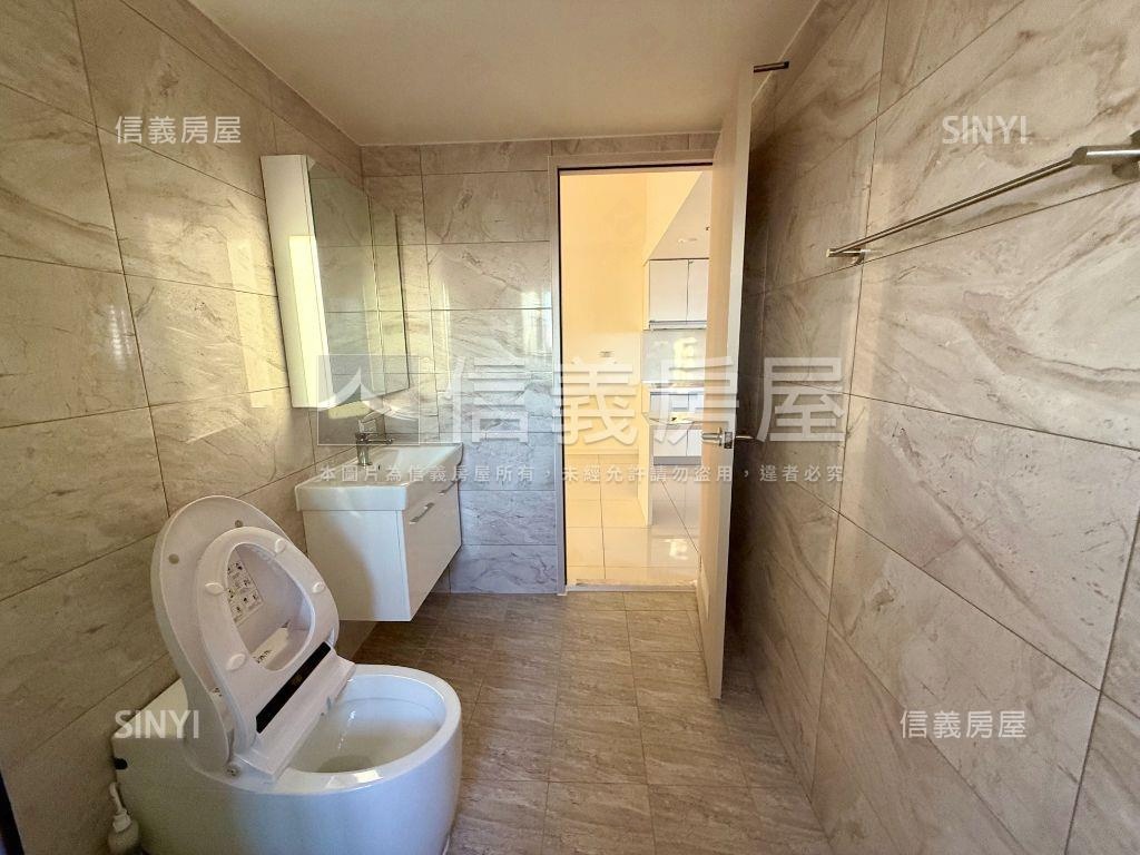 七期朝南非凡視野平車房屋室內格局與周邊環境