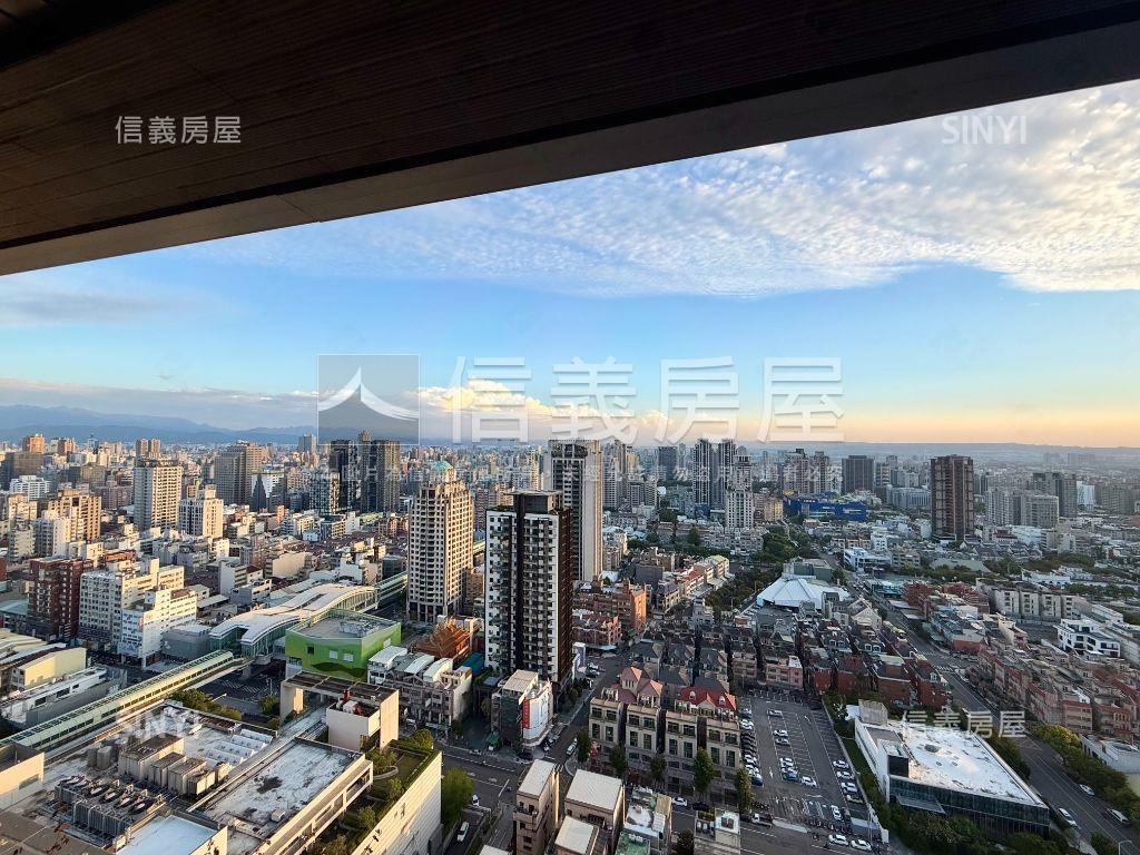 七期朝南非凡視野平車房屋室內格局與周邊環境