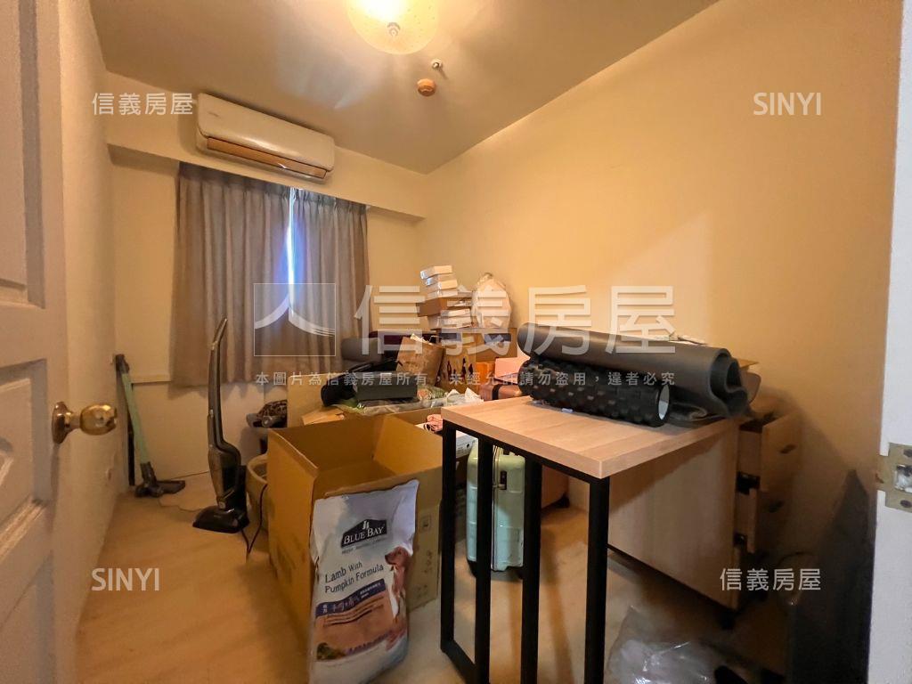 漢神巨蛋四房車位房屋室內格局與周邊環境