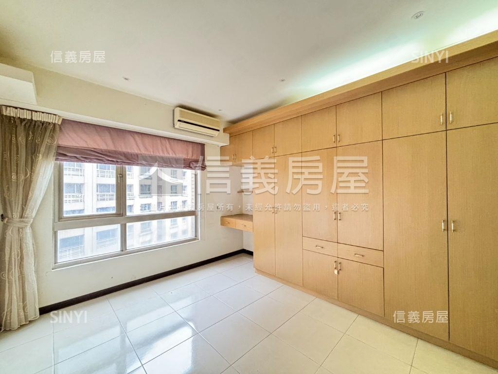 太陽城綠景大三房含車位房屋室內格局與周邊環境