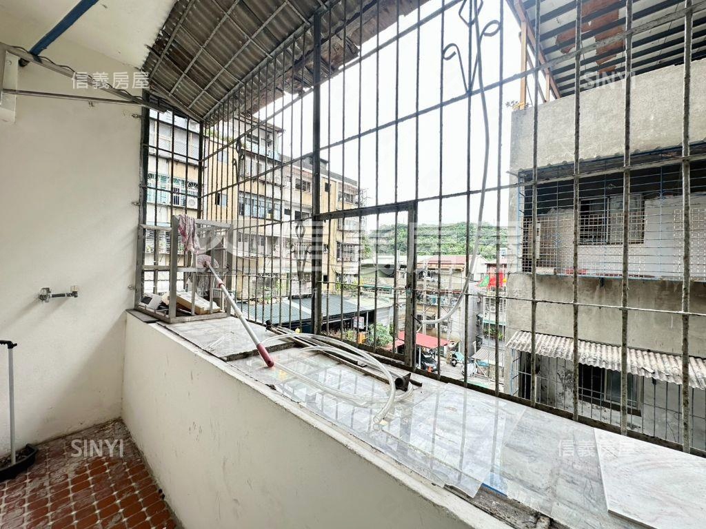 邊間大慶街採光三樓公寓房屋室內格局與周邊環境