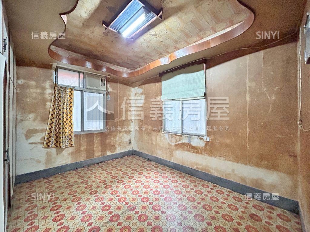 幸福路低總價公寓三樓房屋室內格局與周邊環境