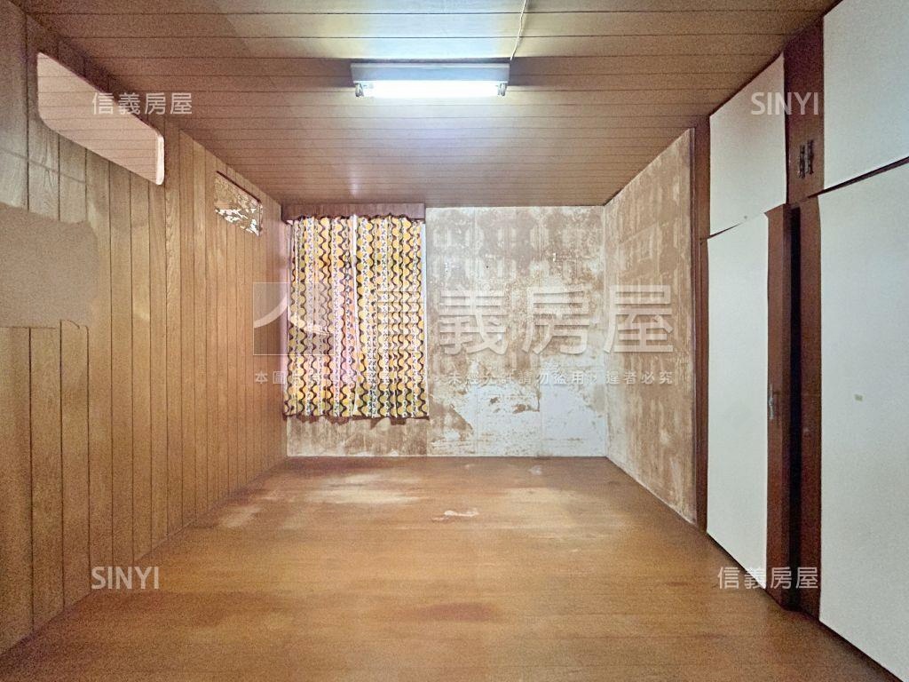 幸福路低總價公寓三樓房屋室內格局與周邊環境