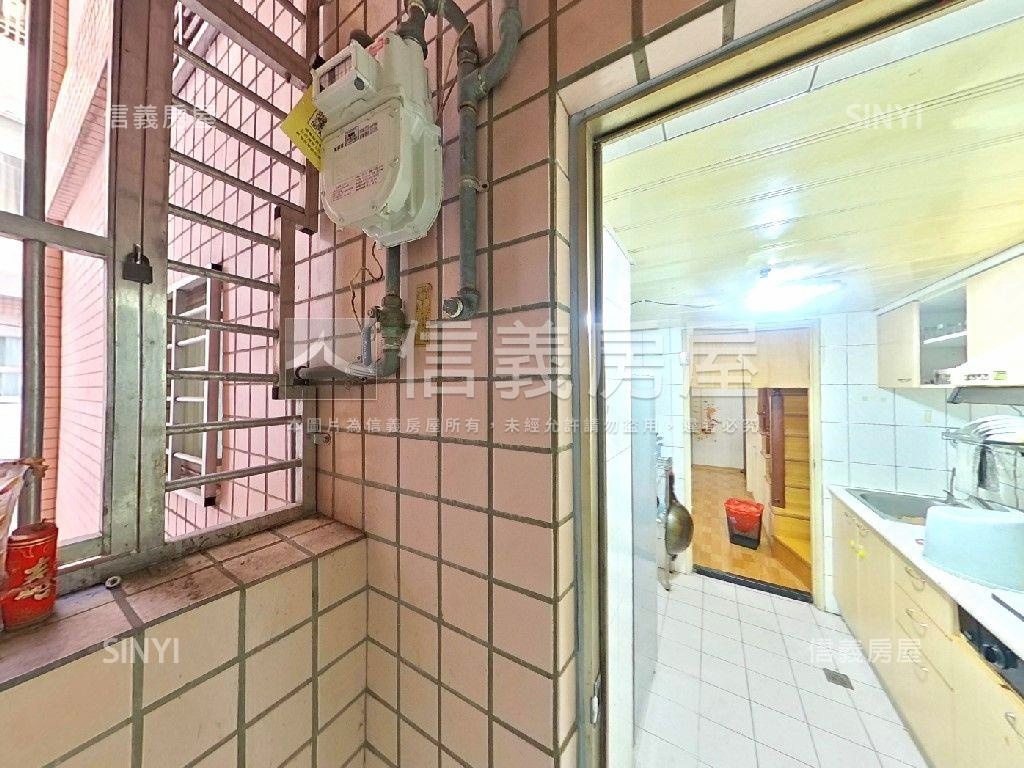 成家立業伊吉邦房屋室內格局與周邊環境