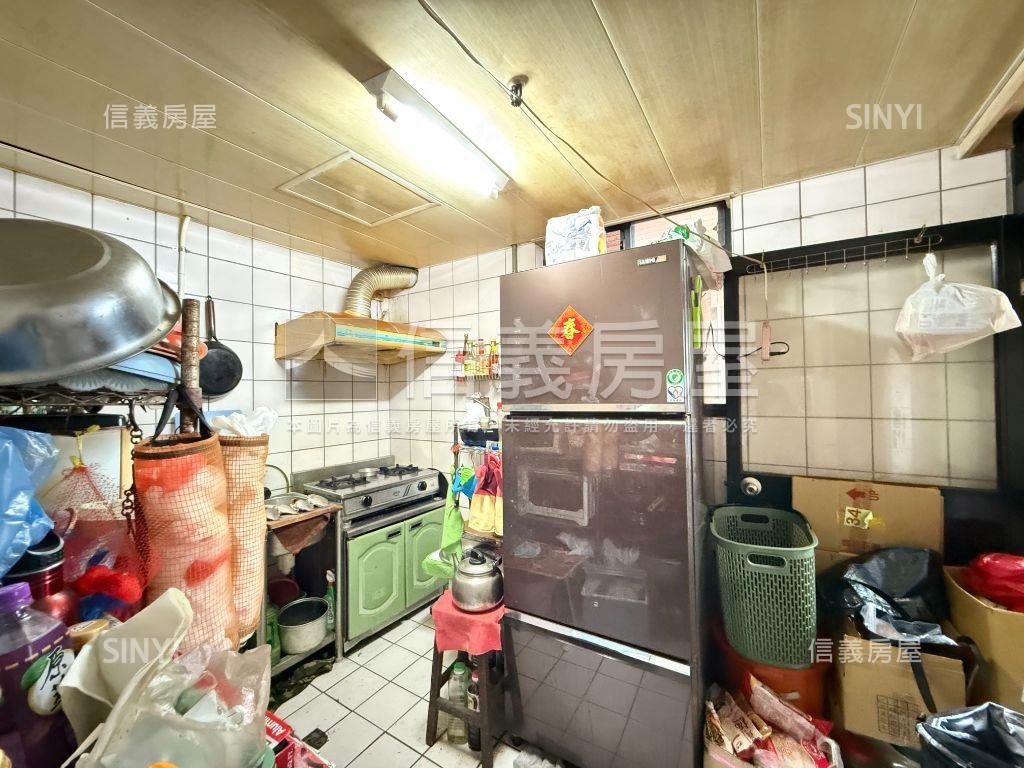 文心經典高樓邊間採光三房房屋室內格局與周邊環境