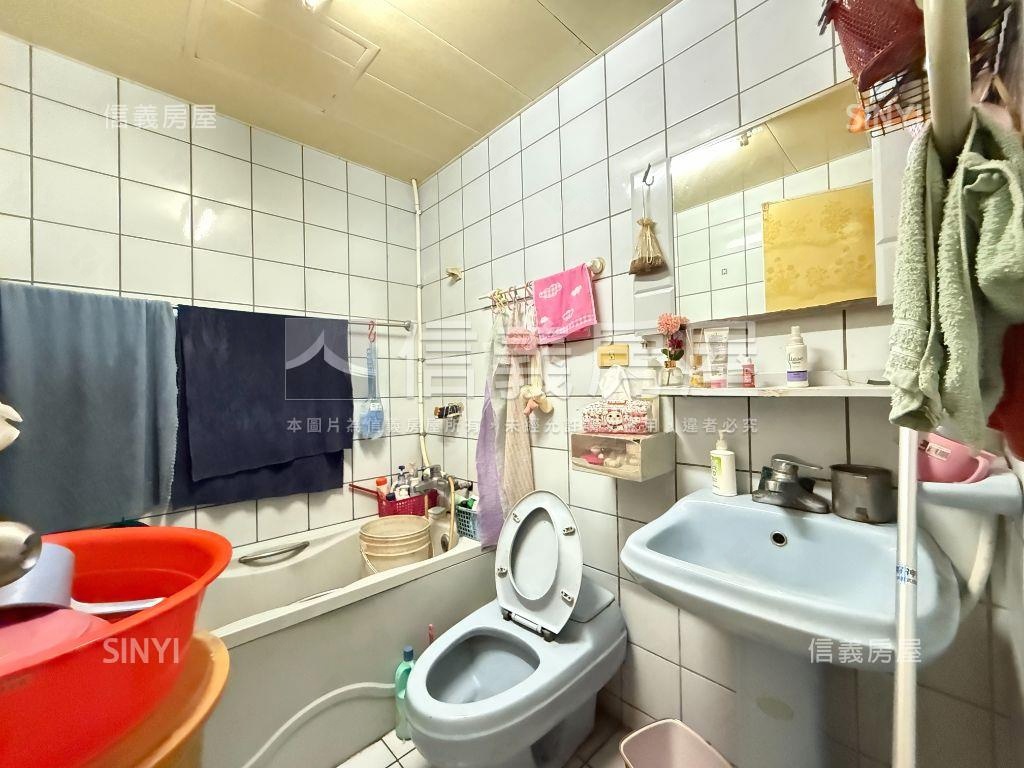 文心經典高樓邊間採光三房房屋室內格局與周邊環境