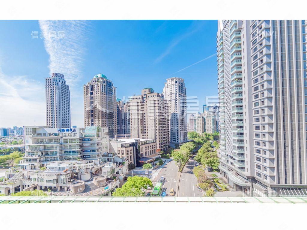 文心經典高樓邊間採光三房房屋室內格局與周邊環境