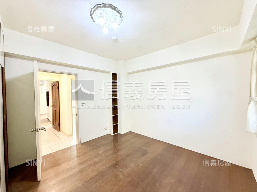 市中心博愛電梯四房美屋房屋室內格局與周邊環境